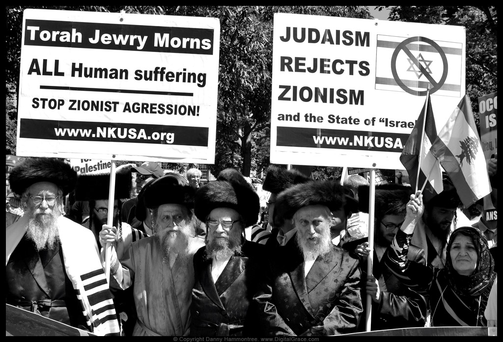 http://artintifada.files.wordpress.com/2009/01/judaism_rejects_zionism_by_digitalgrace.jpg